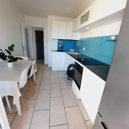 Logement Dans Residence - A 10 Km Du Centre Ville Et A 5 Minute Du Parlement Europeen Avec Parking Gratuit Hoenheim Buitenkant foto